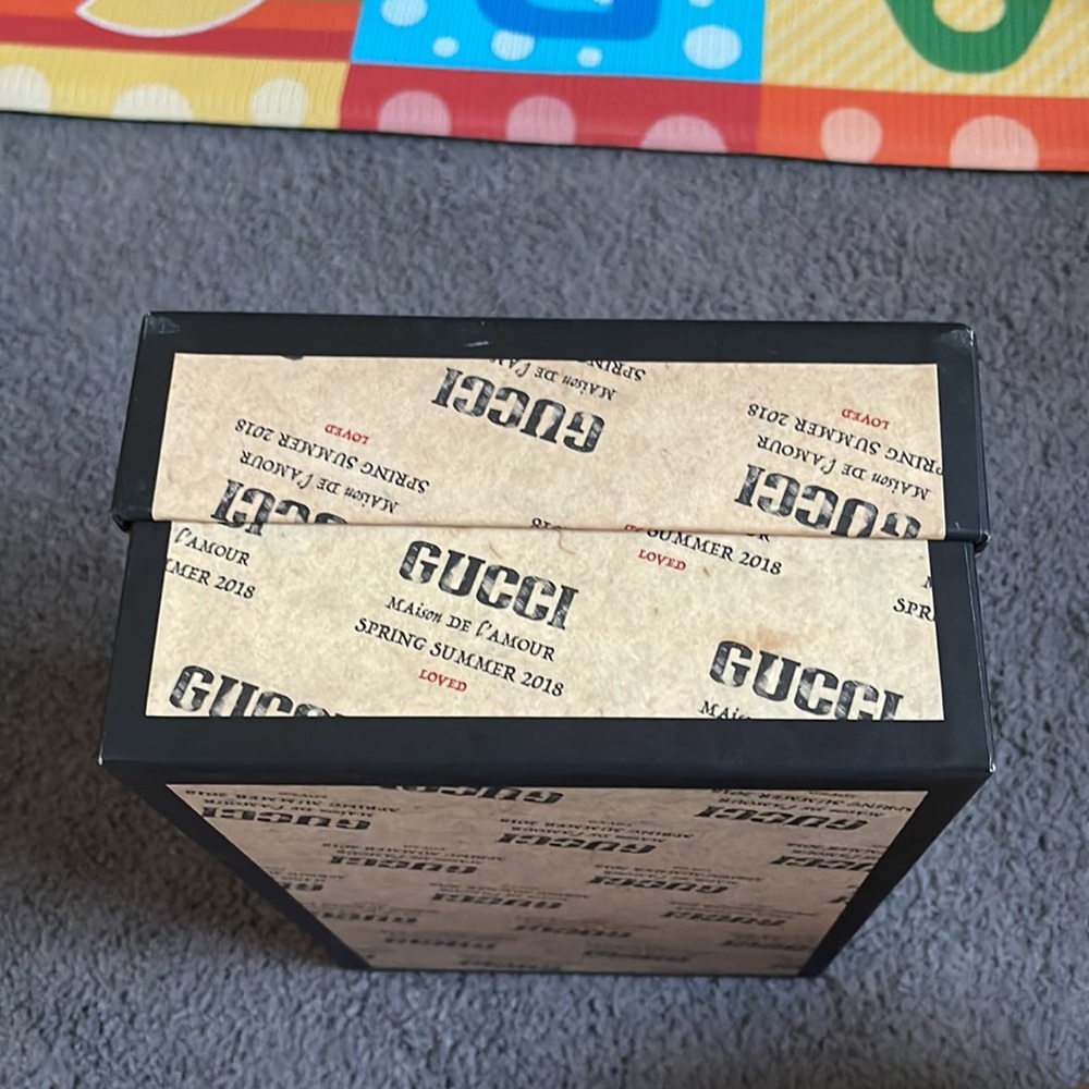 Gucci empty box. - Picture 4 of 6